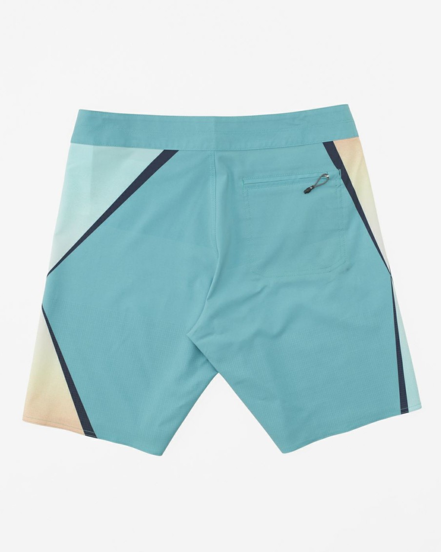 * Boardshorts | High Quality Prism Airlite Performance 19 Boardshorts