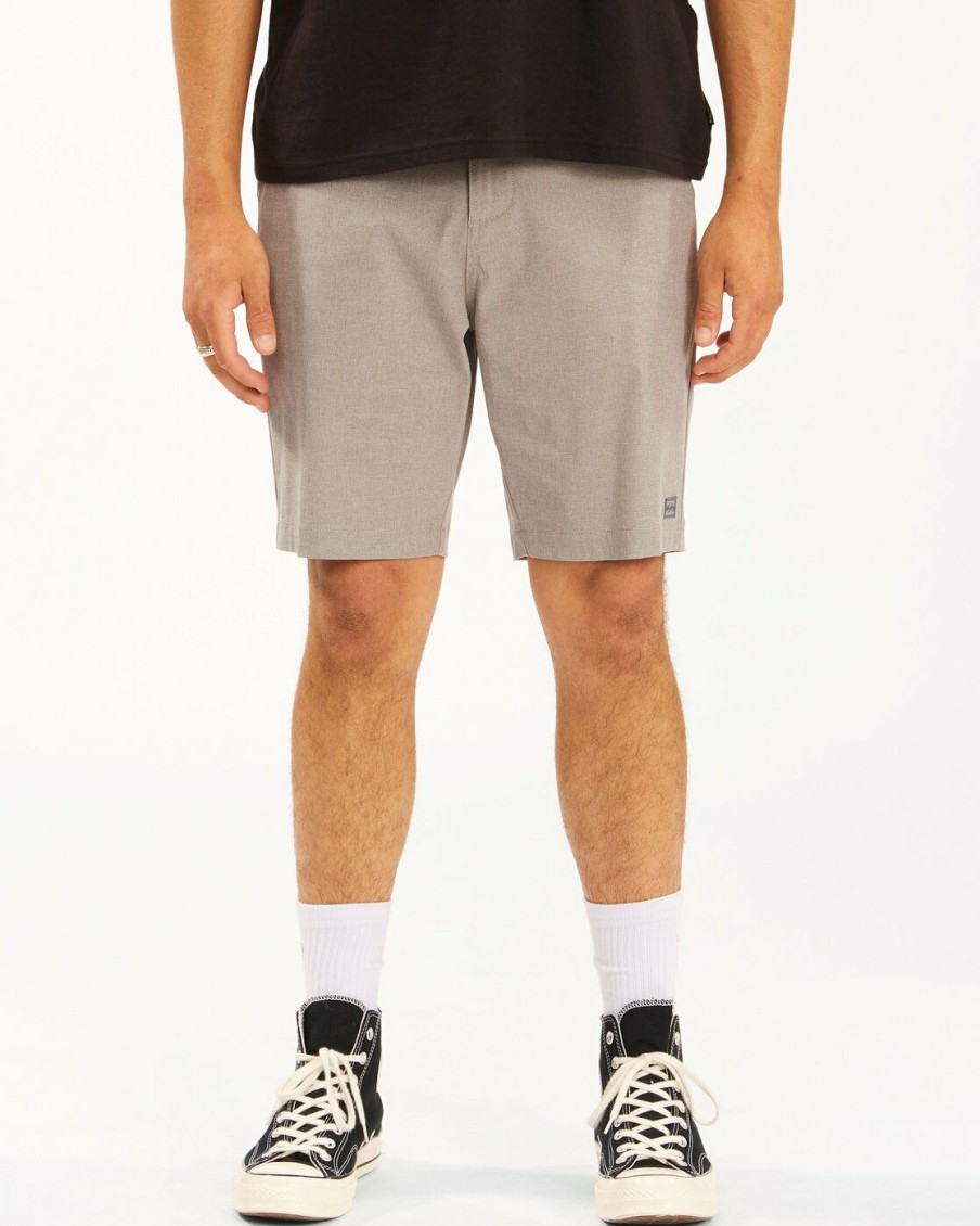 * Shorts | Bestsellers Crossfire Mid Submersible Shorts 19